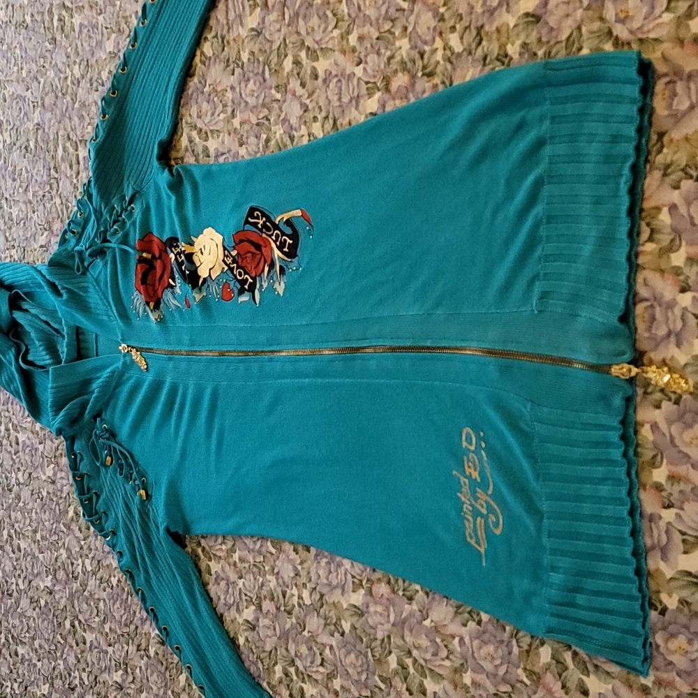 Beautiful Ed Hardy hooded sweater!